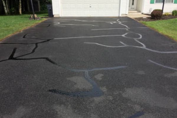 cracking filling driveway